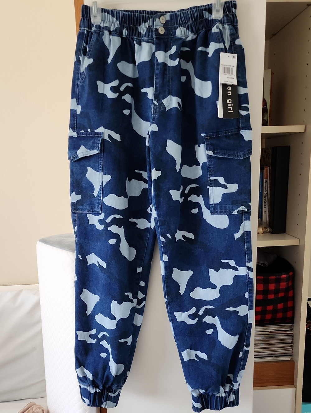 Madden Girl Navy and Light Blue Camo Cargo Joggers
